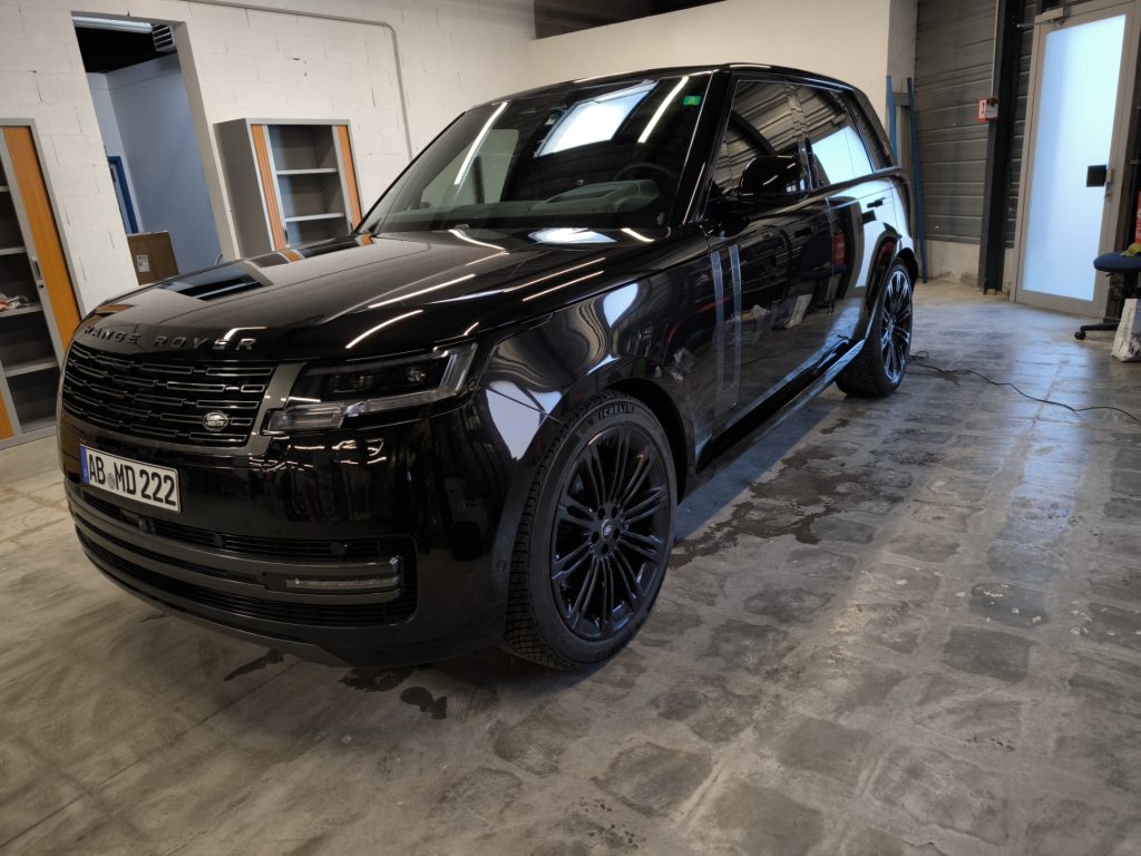 Nettoyage exterieur Range Rover SV  proche de Mulhouse MY DETAILING à Sausheim